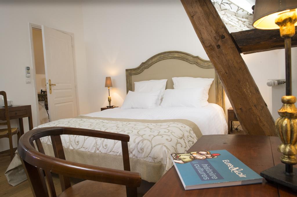 Aux Charmes De Maintenon Quarto foto